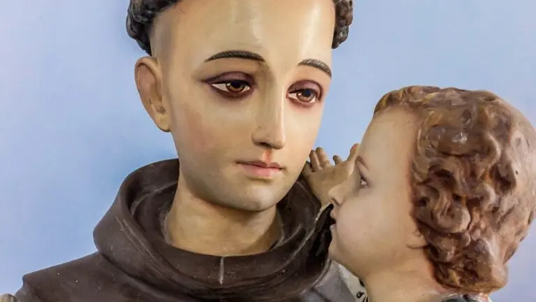 13 frases de Santo Antonio para quem tem fé