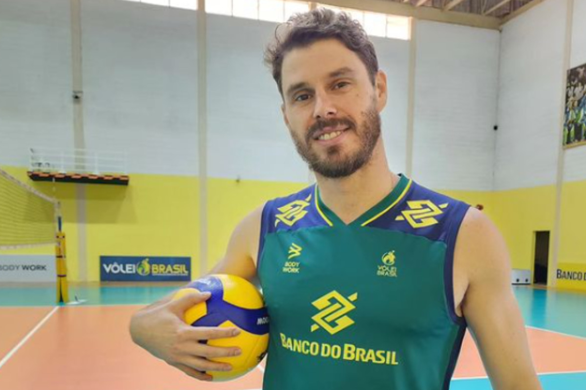 Levantador Bruninho elege 3 'crushes' dele no vôlei; saiba quem são -  Superesportes