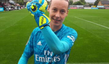 Quem é a goleira da França na Copa do Mundo, rival do Brasil