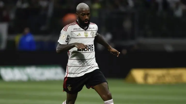 Onde assistir Flamengo e Atlético Paranaense: jogo começa 21h30