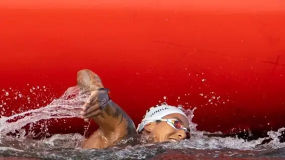 Mundial de Esportes Aquáticos: onde assistir Ana Marcela Cunha hoje (14/7)
