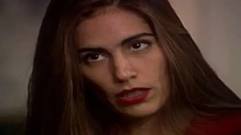 O que aconteceu com a Ruth na fazenda em Mulheres de Areia?