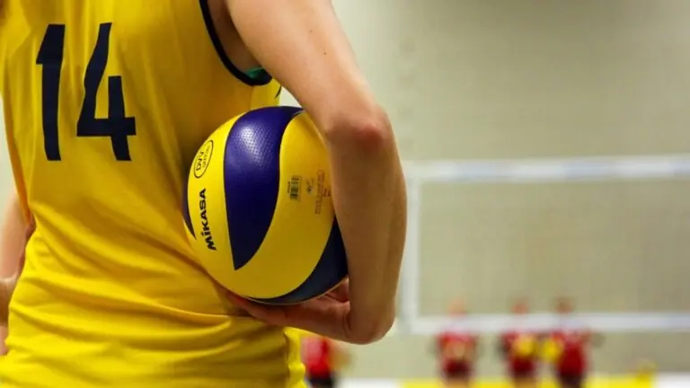 De oposto a ponteiro: quais são as posições do vôlei?