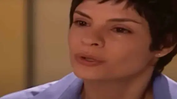 Raquel denuncia Marcos para a polícia em Mulheres Apaixonadas