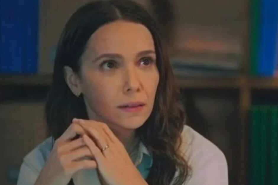 Resumo da novela terra e paixão