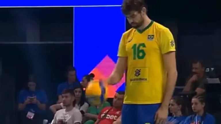 Brasil de vôlei masculino é eliminado se perder para a Holanda?