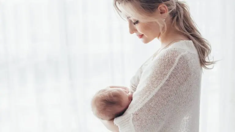 Licença amamentação em 2023: são quantos dias e como funciona?