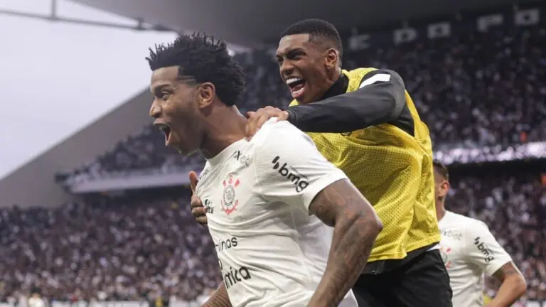 Que horas vai ser o treino aberto do Corinthians hoje e onde assistir