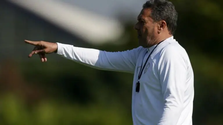 Luxemburgo vai ser demitido do Corinthians ou não em 2023?