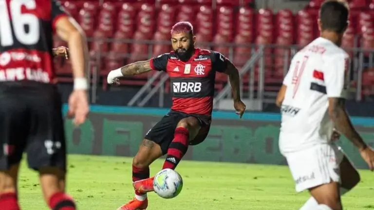 Jogo do Flamengo vai passar na Globo hoje ou não?