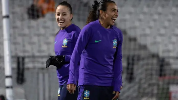 3 formas de assistir online o jogo do Brasil contra a Jamaica hoje (02)