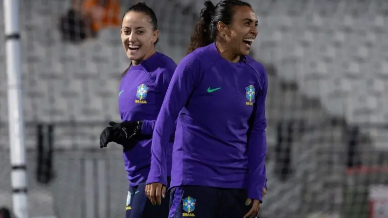 3 formas de assistir online o jogo do Brasil contra a Jamaica hoje (02)