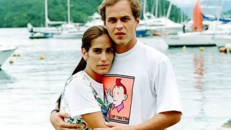 Marcos fica com Ruth ou Raquel em Mulheres de Areia?