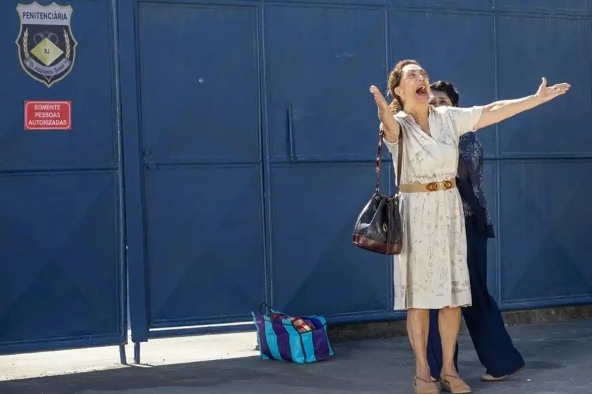 Agatha faz primeira aparição em Terra e Paixão