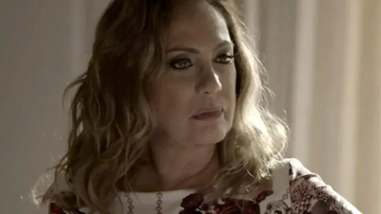 Quem vai ser a mãe de Caio na novela na fase adulta?