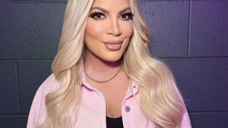 Perdeu tudo: o que aconteceu com Tori Spelling de Barrados no Baile?