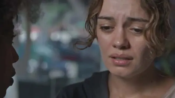 Como Maíra sai da fazenda em Todas as Flores?