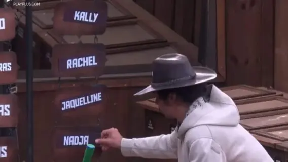 Distribuição de tarefas de André: veja as escolhas do fazendeiro