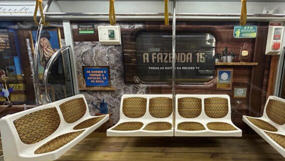 Fotos: Metrô de SP ganha vagão temático de A Fazenda 15