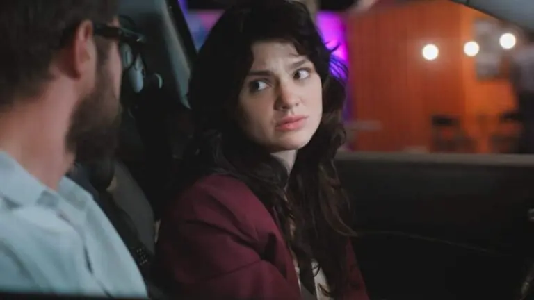 Terra e Paixão: o que Petra da novela tem?