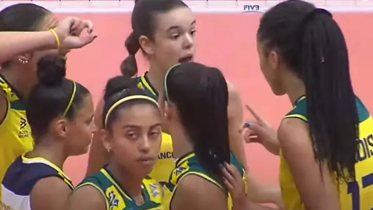 Onde assistir Brasil x Peru vôlei feminino sub 17 ao vivo