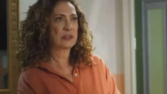 Quem é o cúmplice de Agatha em Terra e Paixão?