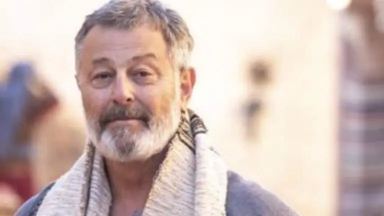 Quem é Rodolfo em Terra e Paixão?