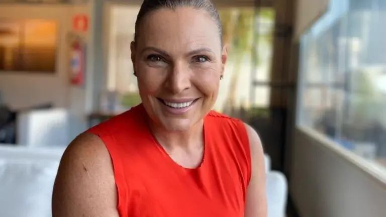 Por onde anda Laura Muller, a sexóloga do Altas Horas?