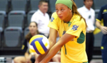 Veja as homenagens de atletas e clubes a Walewska do vôlei