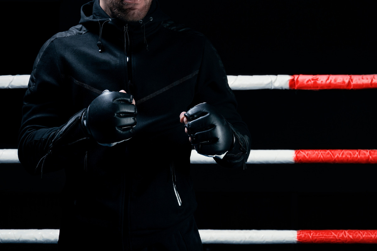 Tem UFC hoje? Programação de boxe e Bellator neste sábado