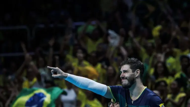 Jogo do Brasil de vôlei masculino vai passar na Globo hoje? 07/10