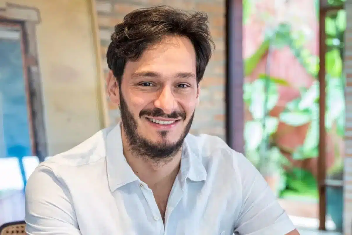 novela autor de renascer