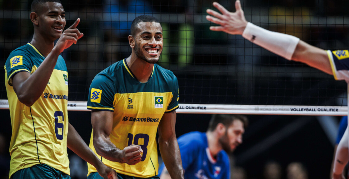 Tem jogo de vôlei hoje