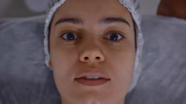 Maira volta a enxergar em Todas as Flores?