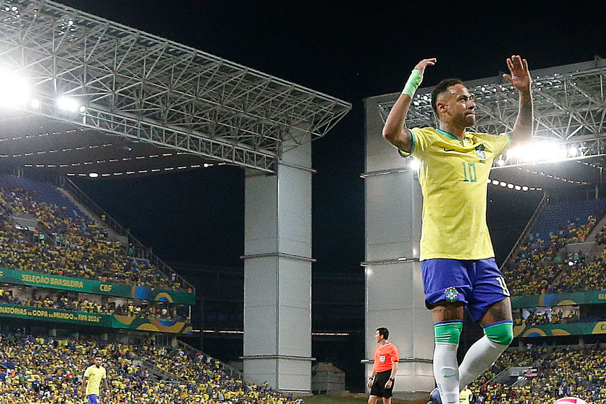 Neymar na Arena Pantanal, em Cuiabá