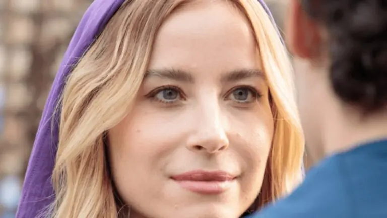 O que acontece com Abisague na novela Reis?