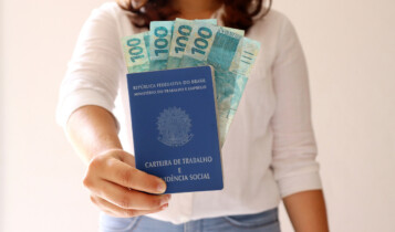 Seguro Desemprego cai no feriado