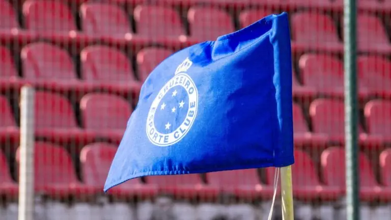 Quantas vezes o Cruzeiro foi rebaixado no Brasileirão até hoje?