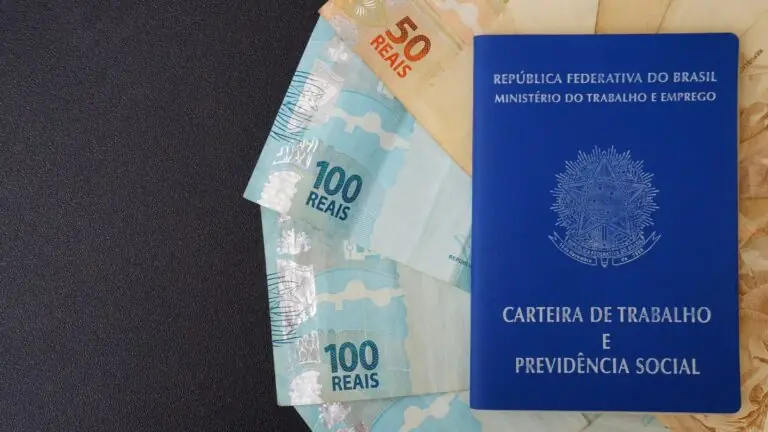 Até que horas cai o décimo terceiro em 2023?