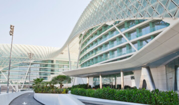 Grid de largada F1 em Abu Dhabi 2023