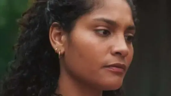 Perseguida por Antônio, Aline vira freira em Terra e Paixão