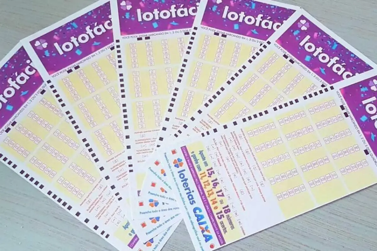 resultado da Lotofácil 2988