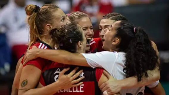 Flamengo de vôlei feminino enfrenta o Maringá hoje – 04/12