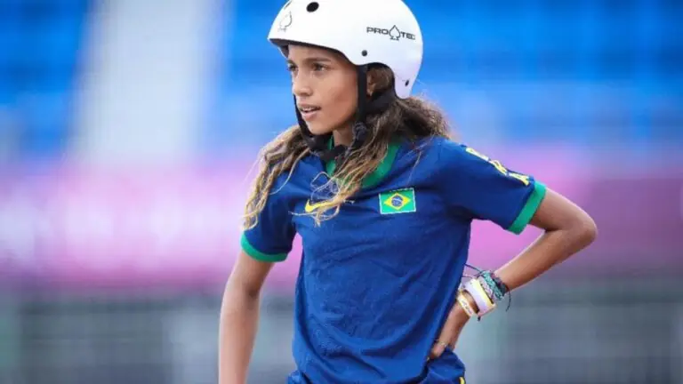 Quantos anos tem a Rayssa Leal, campeã no skate street?