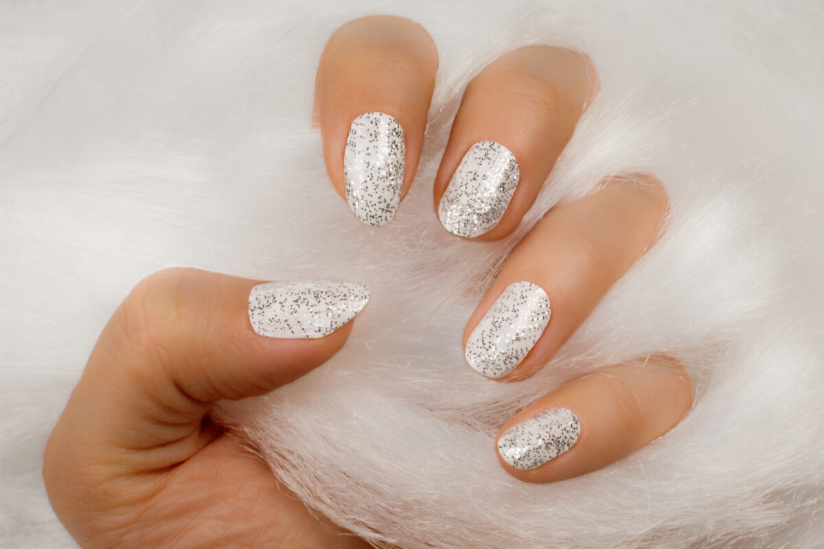 silver nails 2