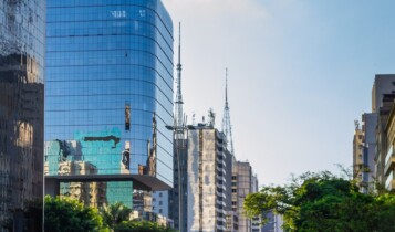 Bancos de SP abrem no Carnaval