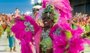 desfile Carnaval 2024 em SP
