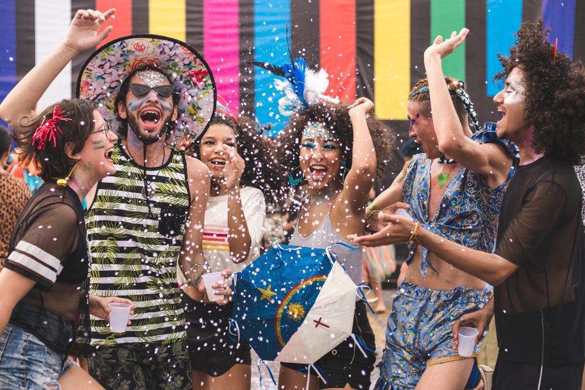 frases e Mensagem de Carnaval 2024