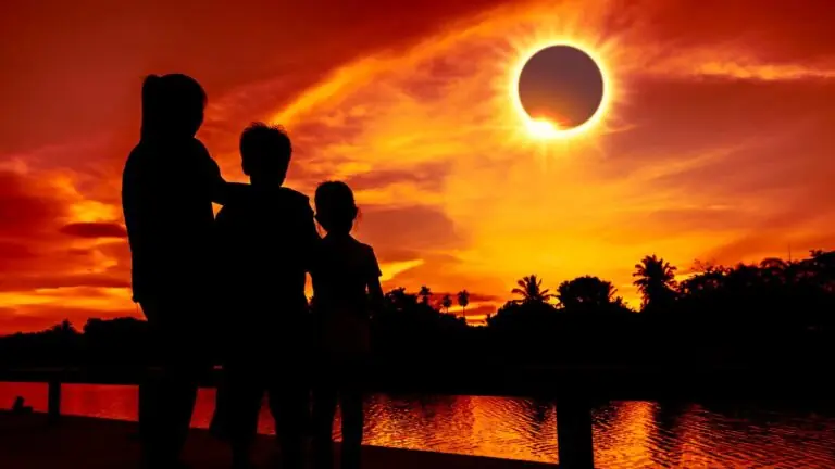 Como assistir ao Eclipse solar total no dia 8 de abril e horário