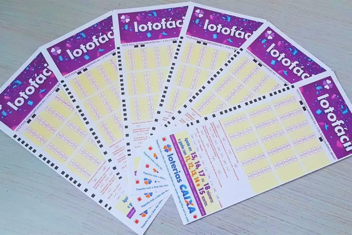 Sorteio do resultado da Lotofácil 3096